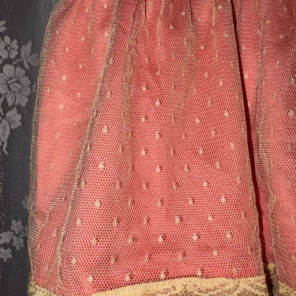 Cider Ruffle Lace Tank - Picture 4 of 5
